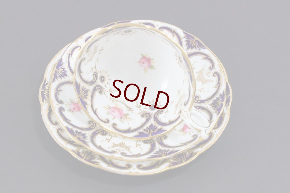 画像6: アンティーク陶磁器　コールポート　総手描き　薔薇とスクロール、金彩　ペア　ティーカップトリオセット (6)