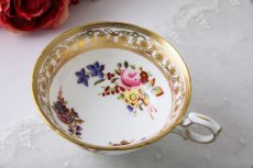 画像4: ヴィンテージ陶磁器　ハマースレイ　手描き　薔薇とガーデンフラワーのブーケ ティーカップトリオセット (4)
