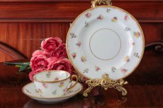 画像1: アンティーク陶磁器　ちらし小花　総手描き　ティーカップトリオセット (1)