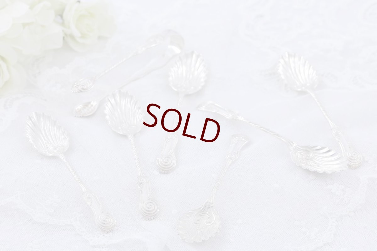 画像2: アンティークシルバー、ヴィクトリア時代後期　マッピン＆ウェッブ　激レア シェル型ティースプーン＆トングセット (2)