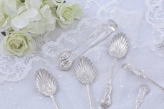画像4: アンティークシルバー、ヴィクトリア時代後期　マッピン＆ウェッブ　激レア シェル型ティースプーン＆トングセット (4)