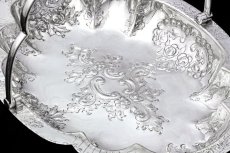 画像2: アンティークシルバー ヴィクトリアン シルバープレート 美彫 薔薇お花とスクロール、ケーキバスケット (2)
