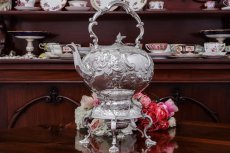 画像2: アンティークシルバー シルバープレート製 Martin, Hall  ヴィクトリアンロココ ティーケトル＆スタンド (2)