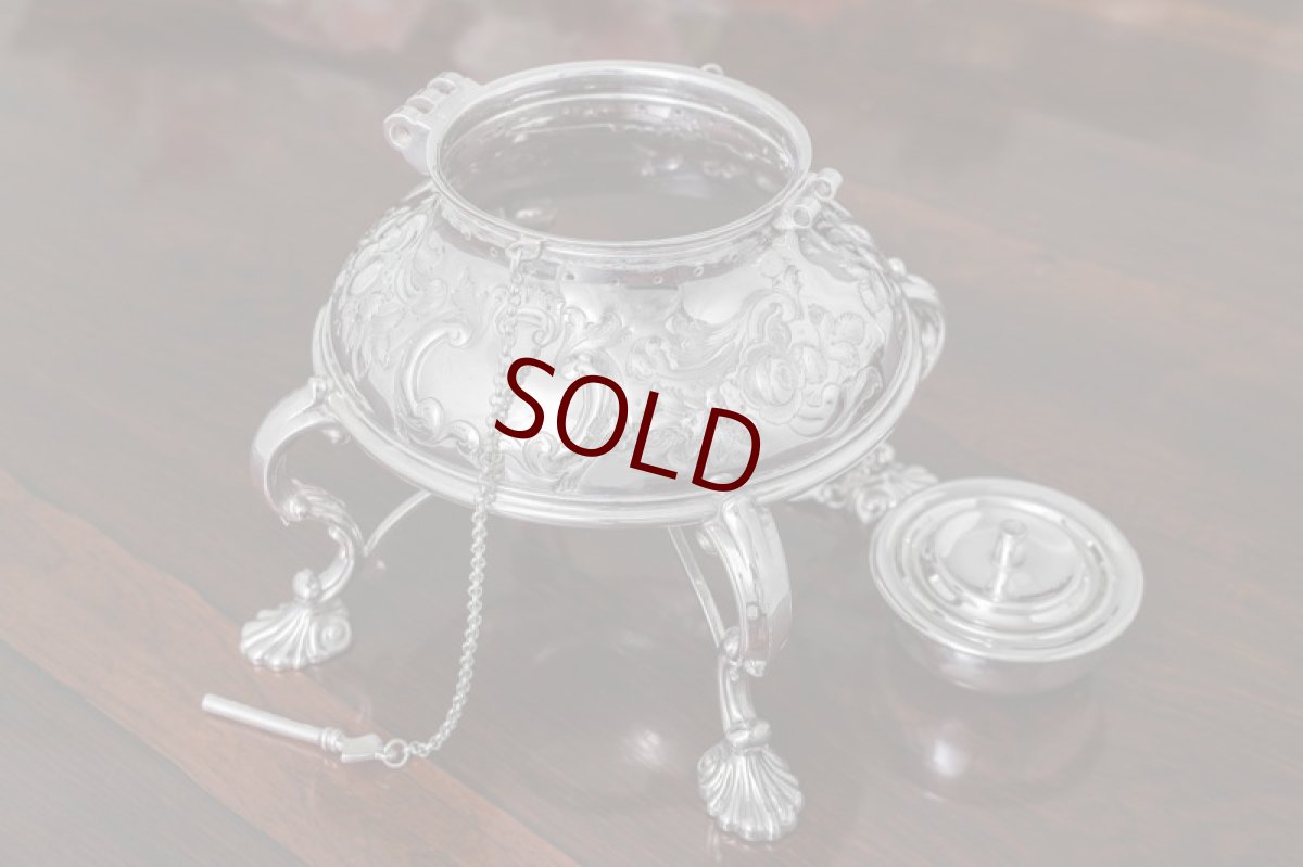 画像11: アンティークシルバー シルバープレート製 Martin, Hall  ヴィクトリアンロココ ティーケトル＆スタンド (11)