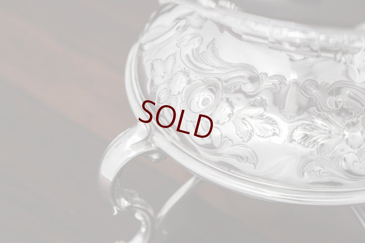 画像9: アンティークシルバー シルバープレート製 Martin, Hall  ヴィクトリアンロココ ティーケトル＆スタンド (9)