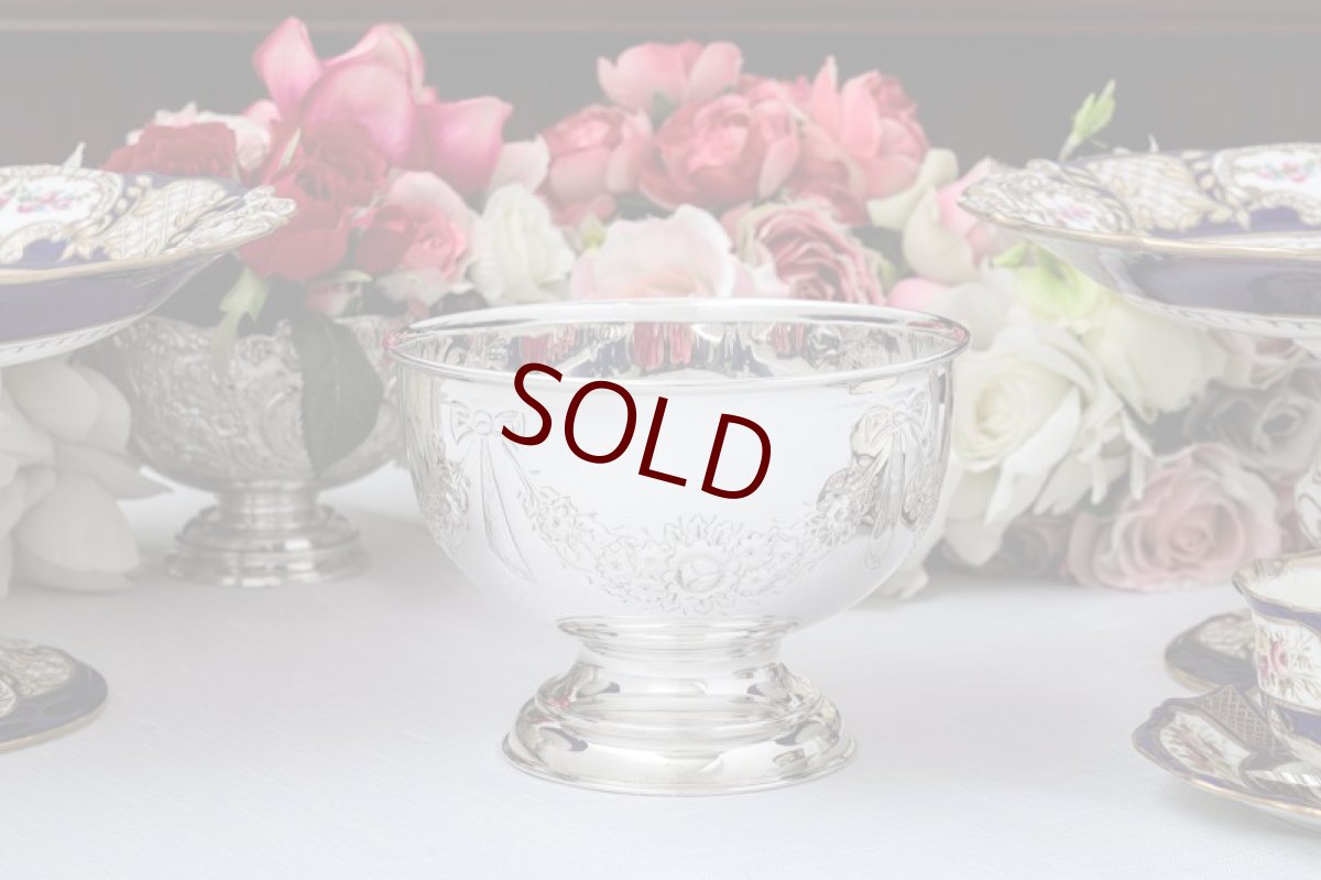 画像1: アンティークシルバー,ヴィクトリア時代後期 リボンと薔薇のガーランド ローズボウル (1)