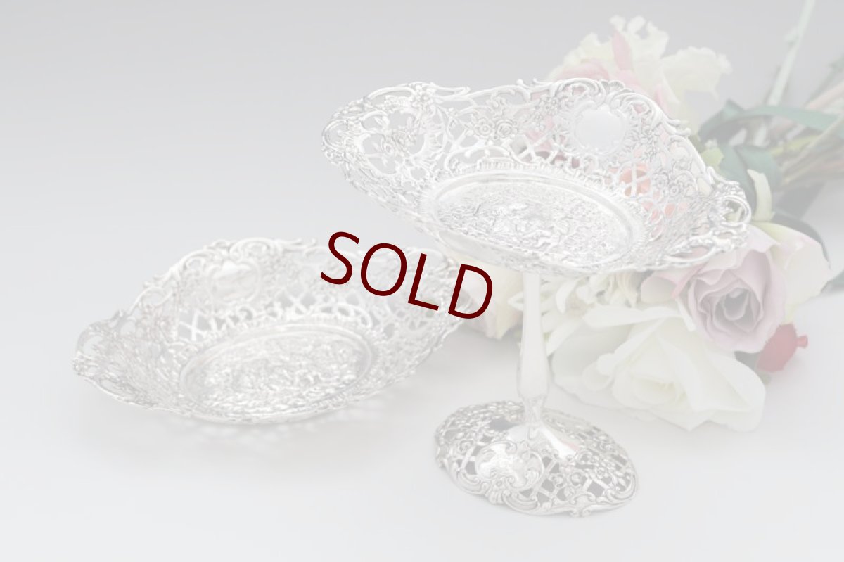 画像2: アンティークシルバー 純銀製（925)薔薇とスクロールの透かし細工 ロココスタイル コンポート＆ボンボンディッシュセット (2)