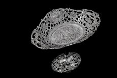 画像5: アンティークシルバー 純銀製（925)薔薇とスクロールの透かし細工 ロココスタイル コンポート＆ボンボンディッシュセット (5)