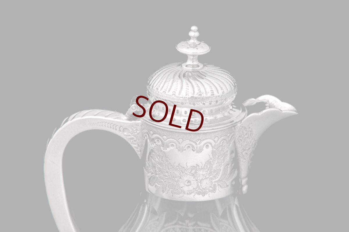 画像8: アンティークシルバー、シルバープレート製、 1900年前後　ハンドカットグラス クラレットジャグ  (8)