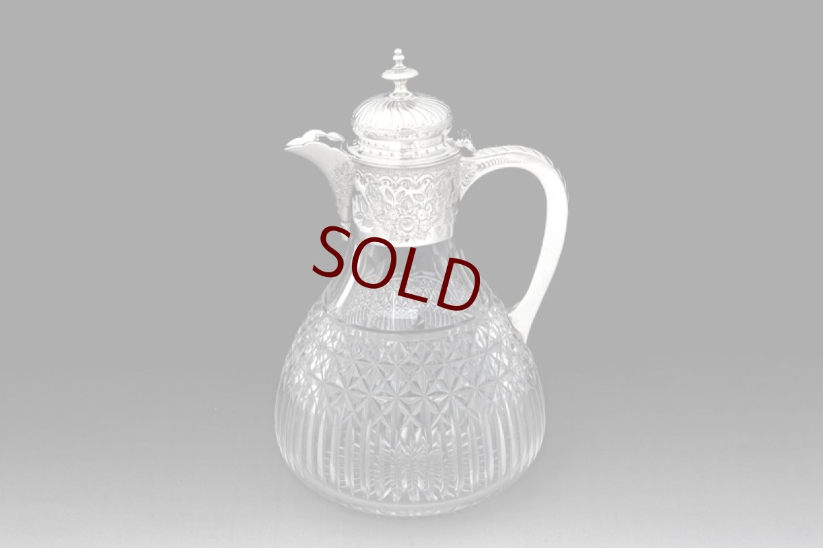 画像2: アンティークシルバー、シルバープレート製、 1900年前後　ハンドカットグラス クラレットジャグ  (2)