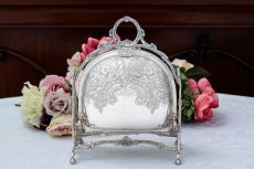 画像2: アンティークシルバー、シルバープレート製　ヴィクトリアン 1880年前後 薔薇のスタンド　ビスケットウォーマー (2)