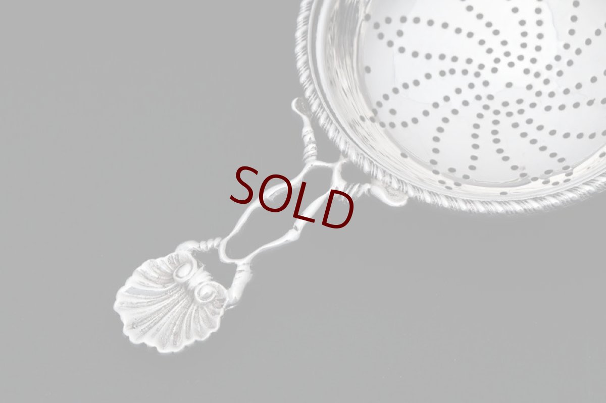 画像2: ヴィンテージシルバー　純銀製(925)　貝のティーストレイナー (2)