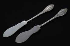 画像2: アンティークシルバー、純銀製（925）1892/1906マッピン＆ウェッブ ペア バターナイフセット (2)