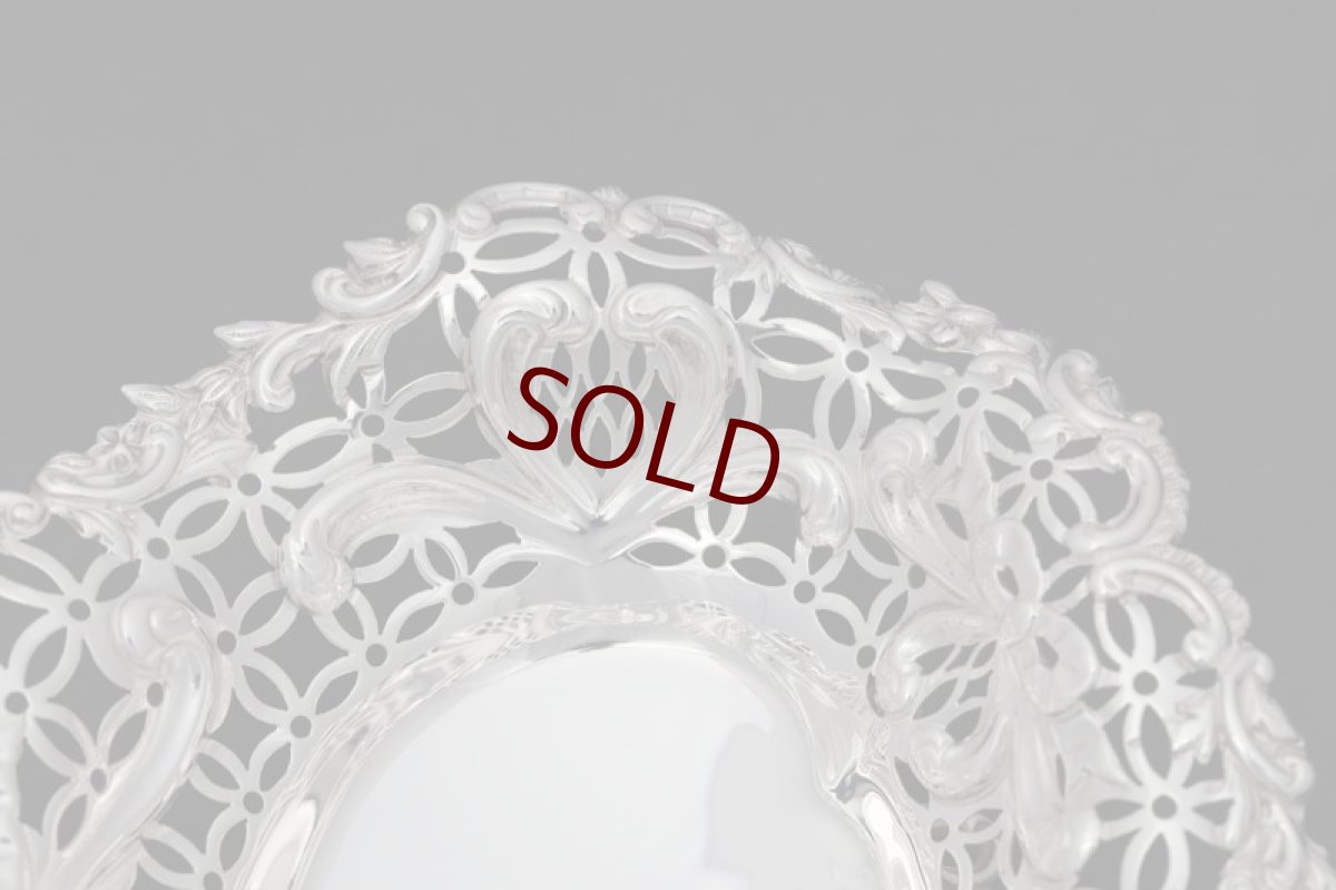 画像5: アンティークシルバー 純銀製(925) ハート型 リボンの透かし細工ボンボンディッシュ  (5)