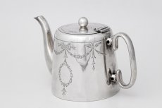 画像4: ヴィンテージシルバー、1930-40年代　手彫りリボンガーランド　ホテルスタイル　ティーポット (4)