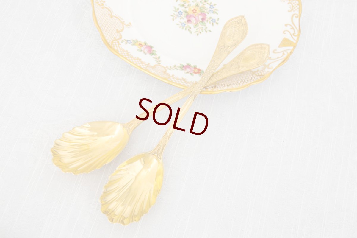 画像3: アンティークシルバー 純銀製(925)  1872年 Chawner & Co. 総金鍍金 ペア　デザートサービングスプーンセット (3)