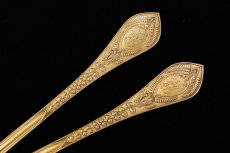 画像5: アンティークシルバー 純銀製(925)  1872年 Chawner & Co. 総金鍍金 ペア　デザートサービングスプーンセット (5)