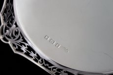 画像4: アンティークシルバー、純銀製(925)1922年透かし細工ボーダーサルヴァ16cm (4)