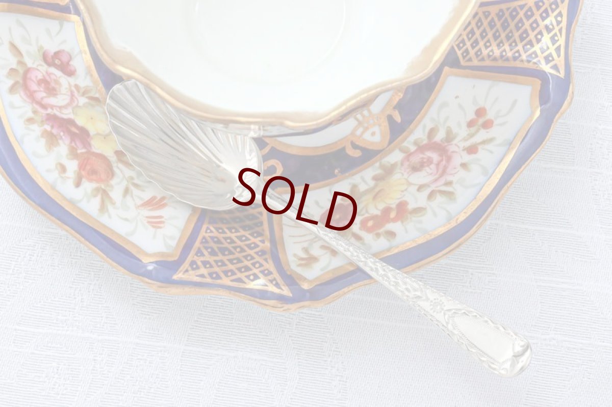 画像5: 純銀製(925)　アンティークシルバー 1898年　ブライトカットハンドル　シェル型ボウル　ティースプーン6本、シュガートングセット (5)