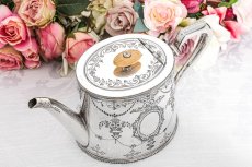 画像6: アンティークシルバー、ｃ.1900　手彫り　フラワーバスケットのガーランド　ティーポット (6)