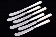 画像4: ヴィンテージ 1924年　純銀(925)フェルール　ステンレスブレード  白蝶貝ハンドル  ティーナイフ6本セット (4)