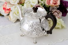 画像5: アンティークシルバー、純銀製（925）1900年 バーナード スクロールとお花のバチェラーサイズ　ティーポット (5)
