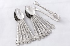 この商品はティースプーン6本のみのセットです。