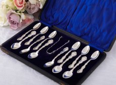 こちらの商品はティースプーン6本のみです。