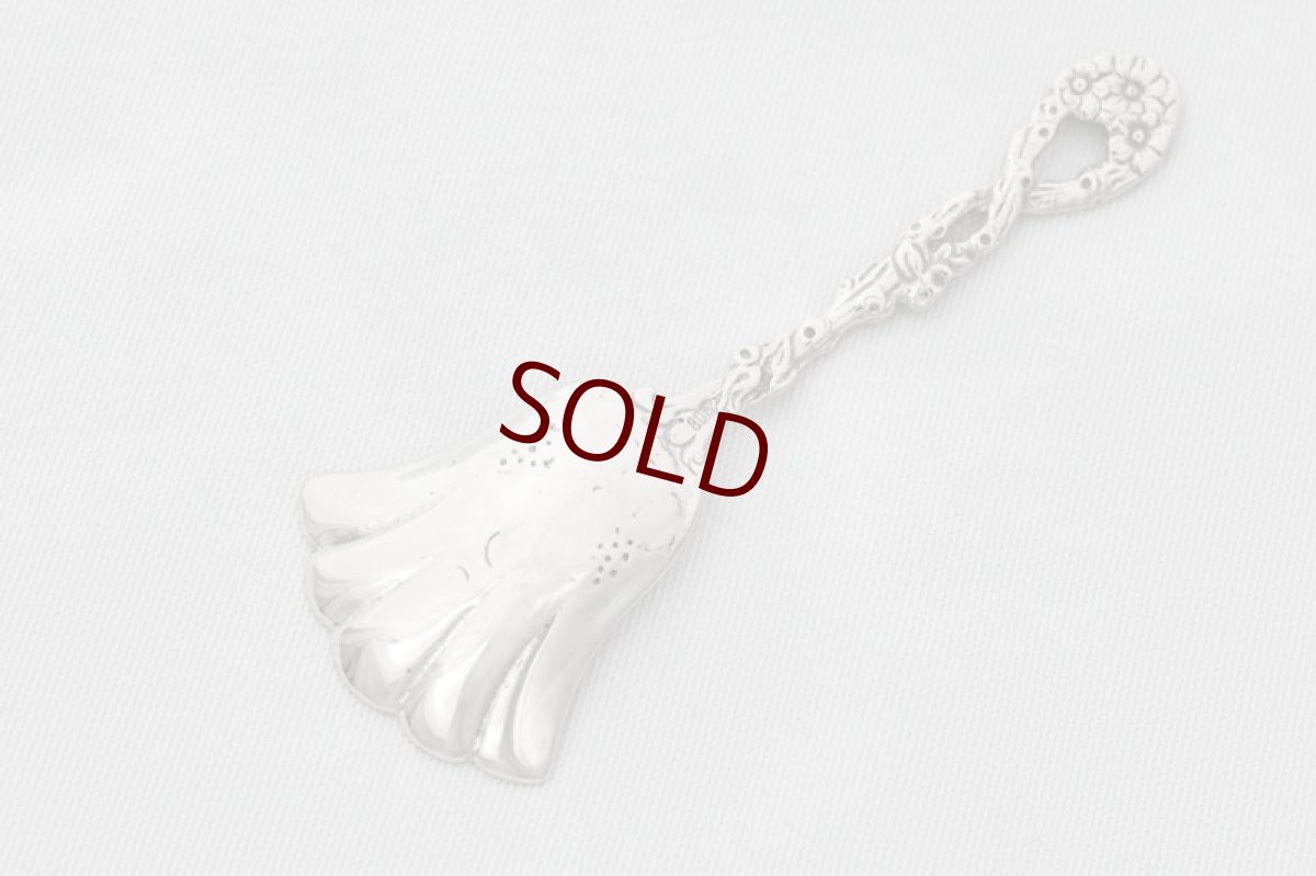 画像3: アンティークシルバー、純銀製(800)ドイツ　透かし細工　お花、葡萄と葉模様のティーキャディースプーン (3)