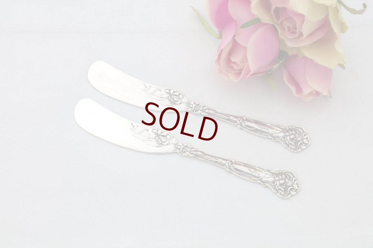 画像4: アンティークシルバー、純銀製（925）1900年前後　アメリカ　アールヌーボー ペア バターナイフ (4)