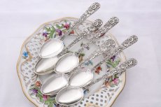 画像2: ヴィンテージシルバー、純銀製(925)アメリカンC.1930 お花の打ち出し　ティースプーン6本セット (2)