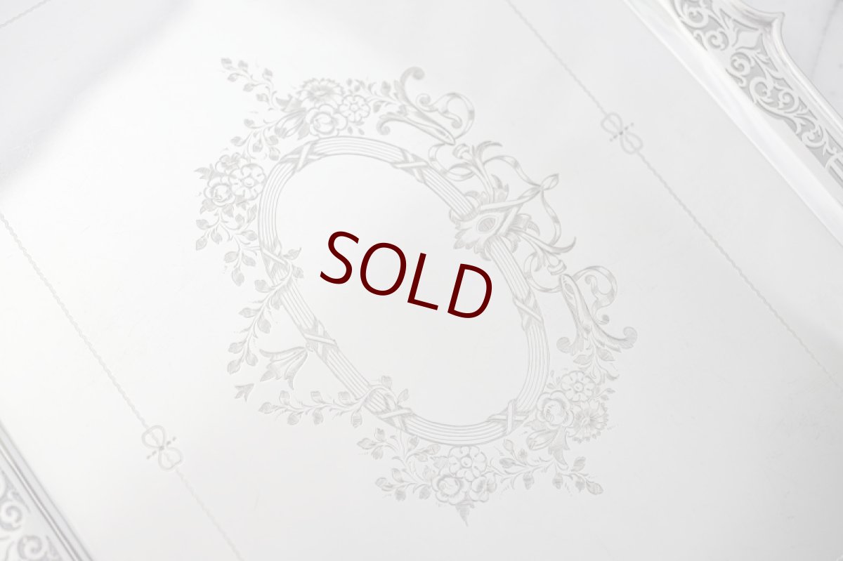 画像4: アンティークシルバー、シルバープレート製  ヴィクトリア時代 スクロールの透かし細工ボーダー、美手彫り彫刻 大型トレイ (4)