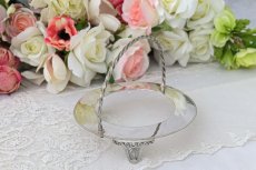 画像4: アンティークシルバー、シルバープレート製 ヴィクトリア時代後期 フリル付き クランベリーグラス ボンボンバスケット/シュガーバスケット (4)