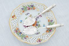 画像2: アンティークシルバー、純銀製(925) 1898年　ペア　貝のボウル　白蝶貝ハンドル ジャムスプーンセット (2)