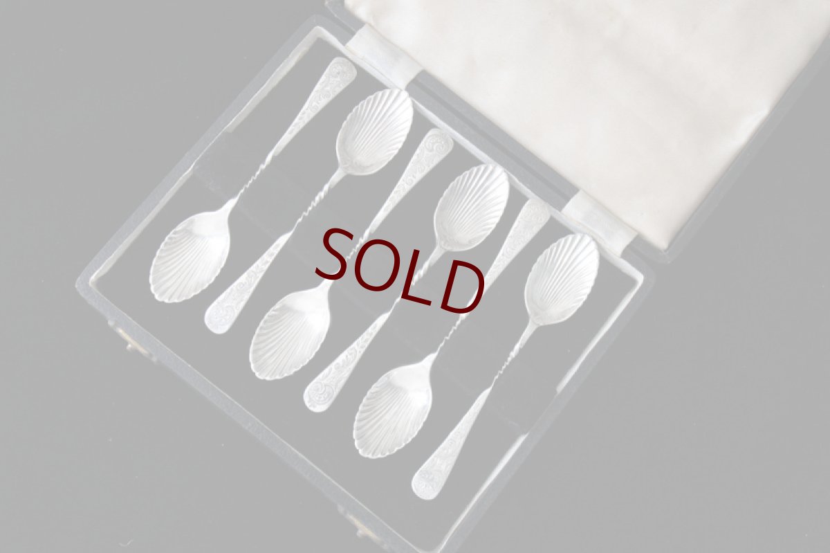 画像1: アンティークシルバー 純銀製(925) 1905年 ロココ調 ハンドル貝のボウル　ティースプーン6本セット (1)