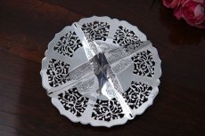 画像3: ヴィンテージ シルバープレート製 美しいピアスワークのサンドイッチトレイ (小） (3)