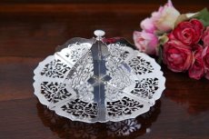 画像5: ヴィンテージ シルバープレート製 美しいピアスワークのサンドイッチトレイ (小） (5)