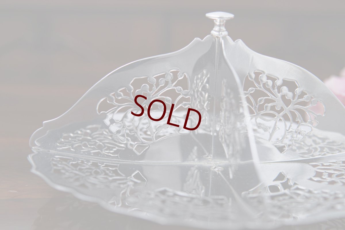 画像7: ヴィンテージ シルバープレート製 美しいピアスワークのサンドイッチトレイ (小） (7)