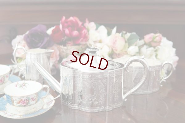 画像18: アンティークシルバー、シルバープレート製 1878年 エルキントン 特級 手彫り（ハンドエングレービング）　ティー3点セット