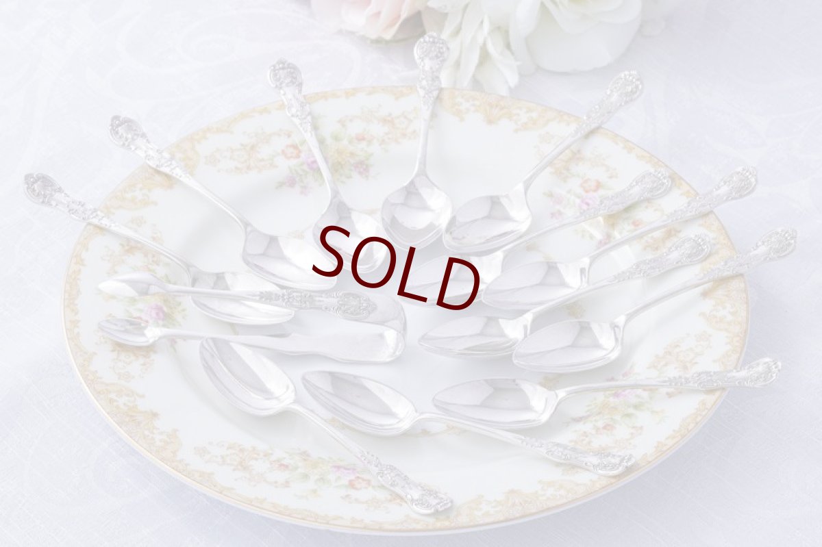 画像5: アンティークシルバー シルバープレート製　ヴィクトリア時代後期　クイーンズパターン ティースプーン6本 & シュガートング セット (5)