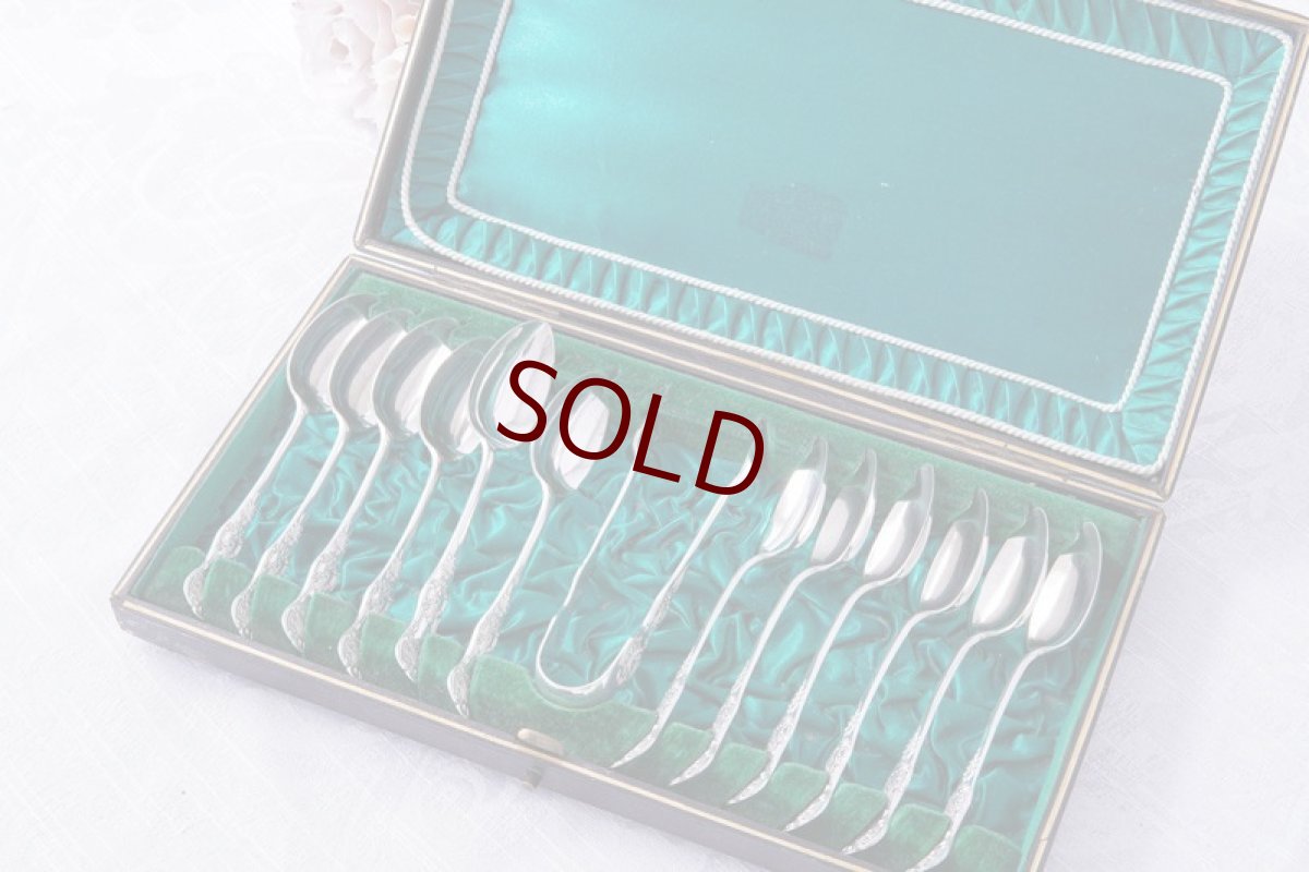 画像1: アンティークシルバー シルバープレート製　ヴィクトリア時代後期　クイーンズパターン ティースプーン6本 & シュガートング セット (1)