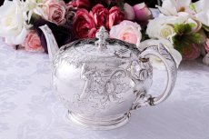 画像8: アンティークシルバー、シルバープレート製、ヴィクトリアン ロココ　Martin, Hall & Co.薔薇とお花　スクロールの打ち出しティーポット (8)