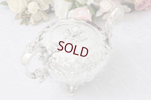 画像6: アンティークシルバー、アンティーク銀器　シルバープレート製　ヴィクトリア時代中期　ヴィクトリアンロココスタイル　手彫り打ち出し　ティーポット