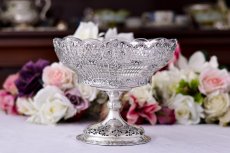 画像1: アンティークシルバー、アンティーク銀器、 純銀製 薔薇とお花のガーランド 透かし細工 ロココスタイル コンポート (1)