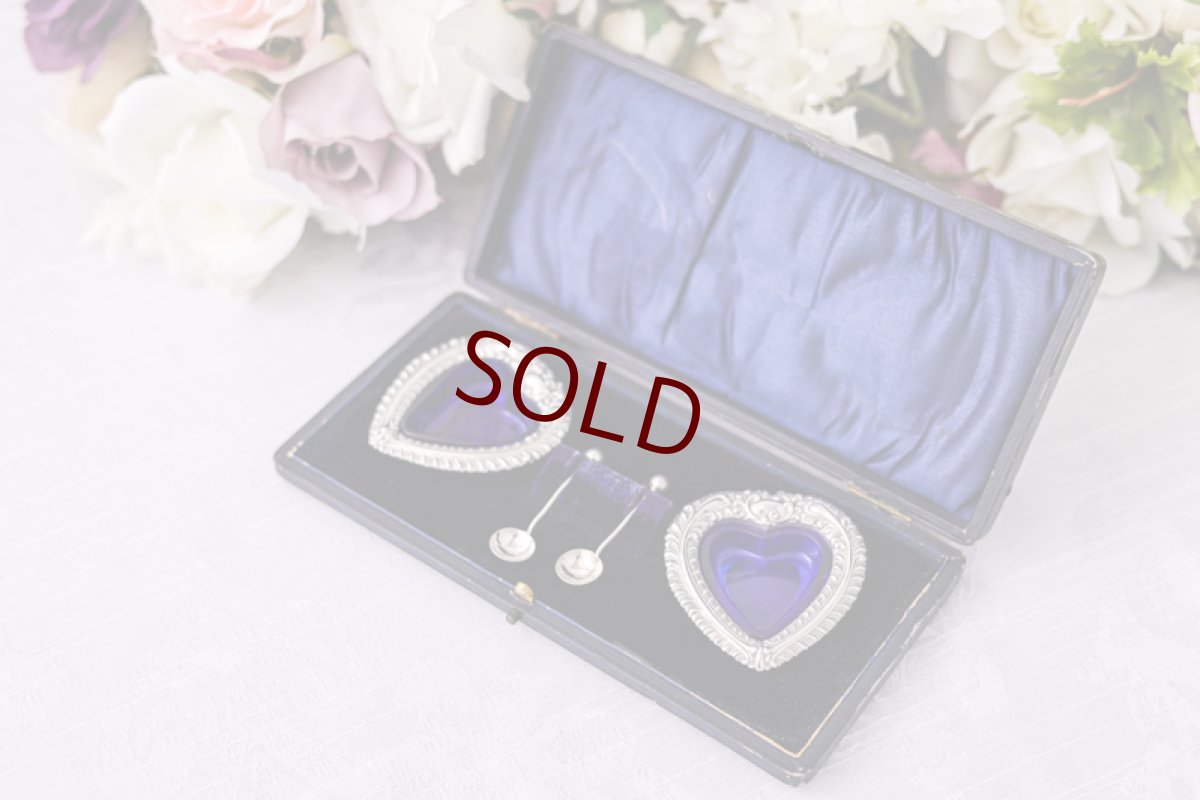 画像1: アンティークシルバー、アンティーク銀器純銀（925）すごくかわいいハート形ソルト＆ペッパー (1)