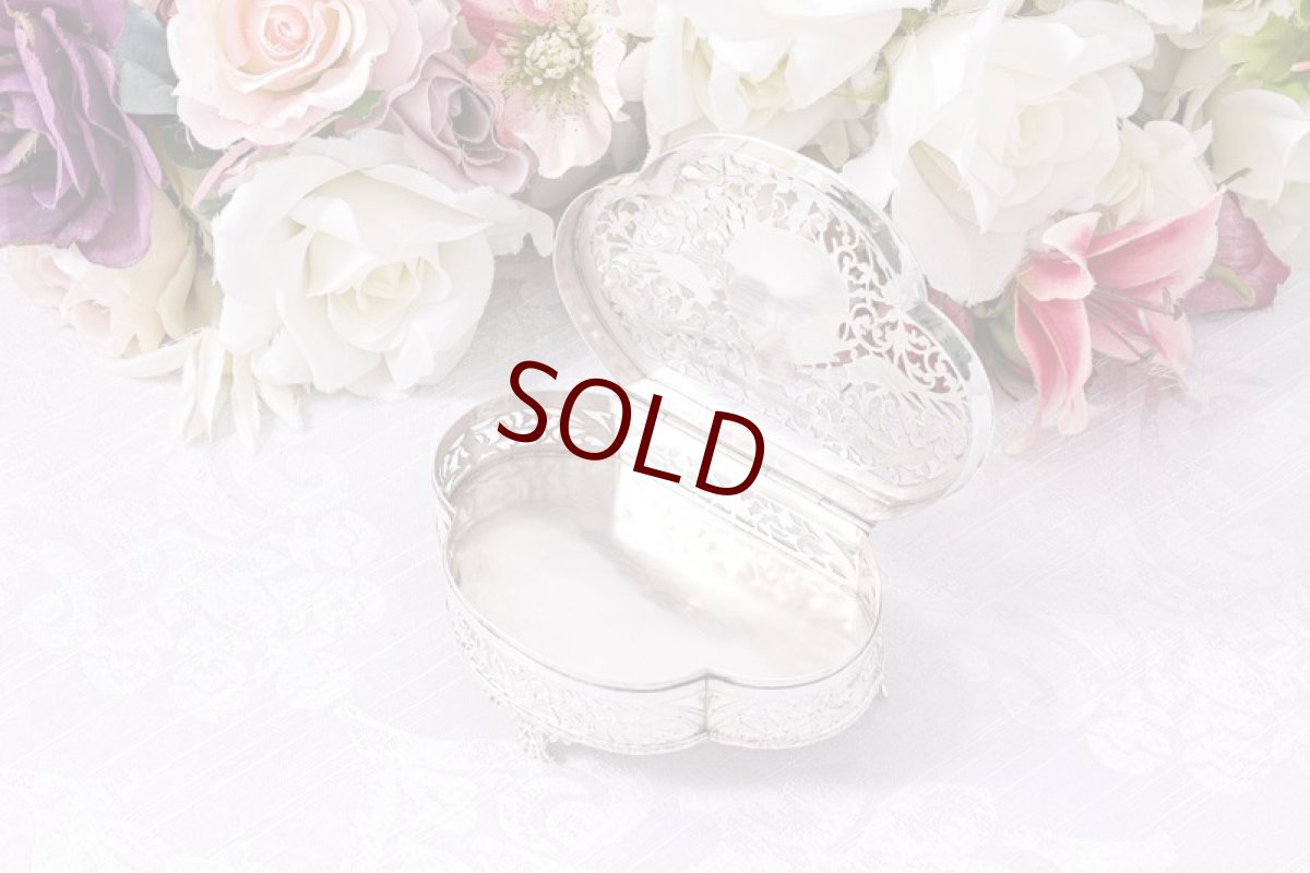 画像6: アンティークシルバー、アンティーク銀器、純銀製（925）1919年  ハンドカット透かし細工 小鳥とお花のポプリケース (6)