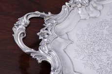 画像8: アンティークシルバー、アンティーク銀器、純銀製(925) 1885年 希少特級  美彫刻 バーナード  大型脚付きトレイ (8)