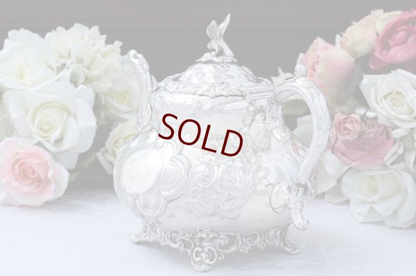 画像4: アンティークシルバー、アンティーク銀器　シルバープレート製　ヴィクトリア時代後期　ハンドチェイシング　ルイスタイル　ティー３点セット