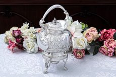 画像3: アンティークシルバー、アンティーク銀器  手彫りお花とスクロール彫刻 バチェラーサイズ　ティーケトル＆スタンド (3)
