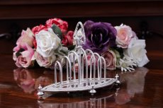 画像3: アンティークシルバー、アンティーク銀器、シルバープレート製　ヴィクトリアン後期　エレガントなトーストラック (3)